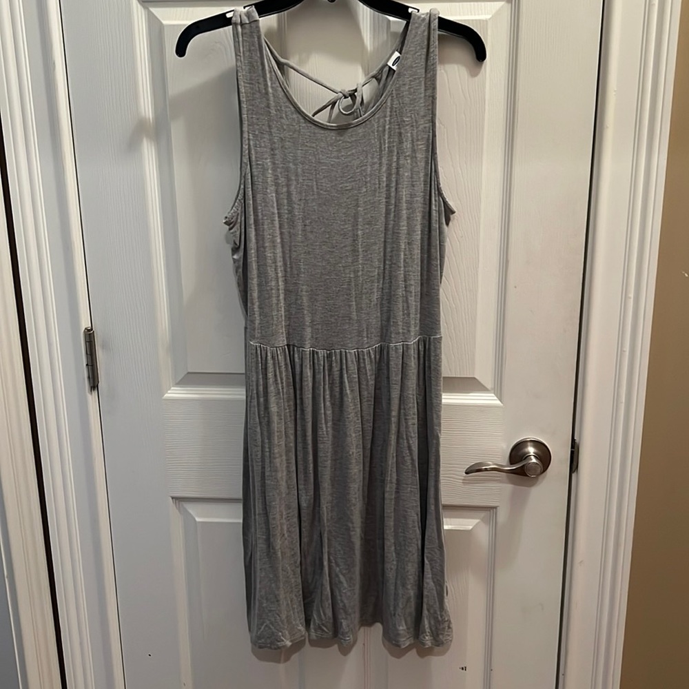 Ladies old navy dress gray Medium Like new